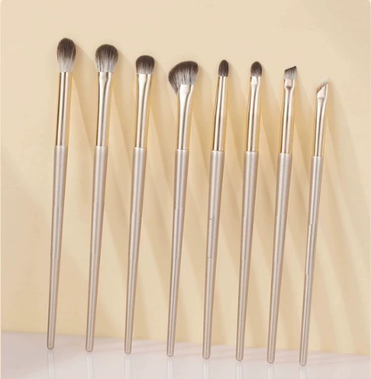 MCOIKY® Soft-bristle eyeshadow brush